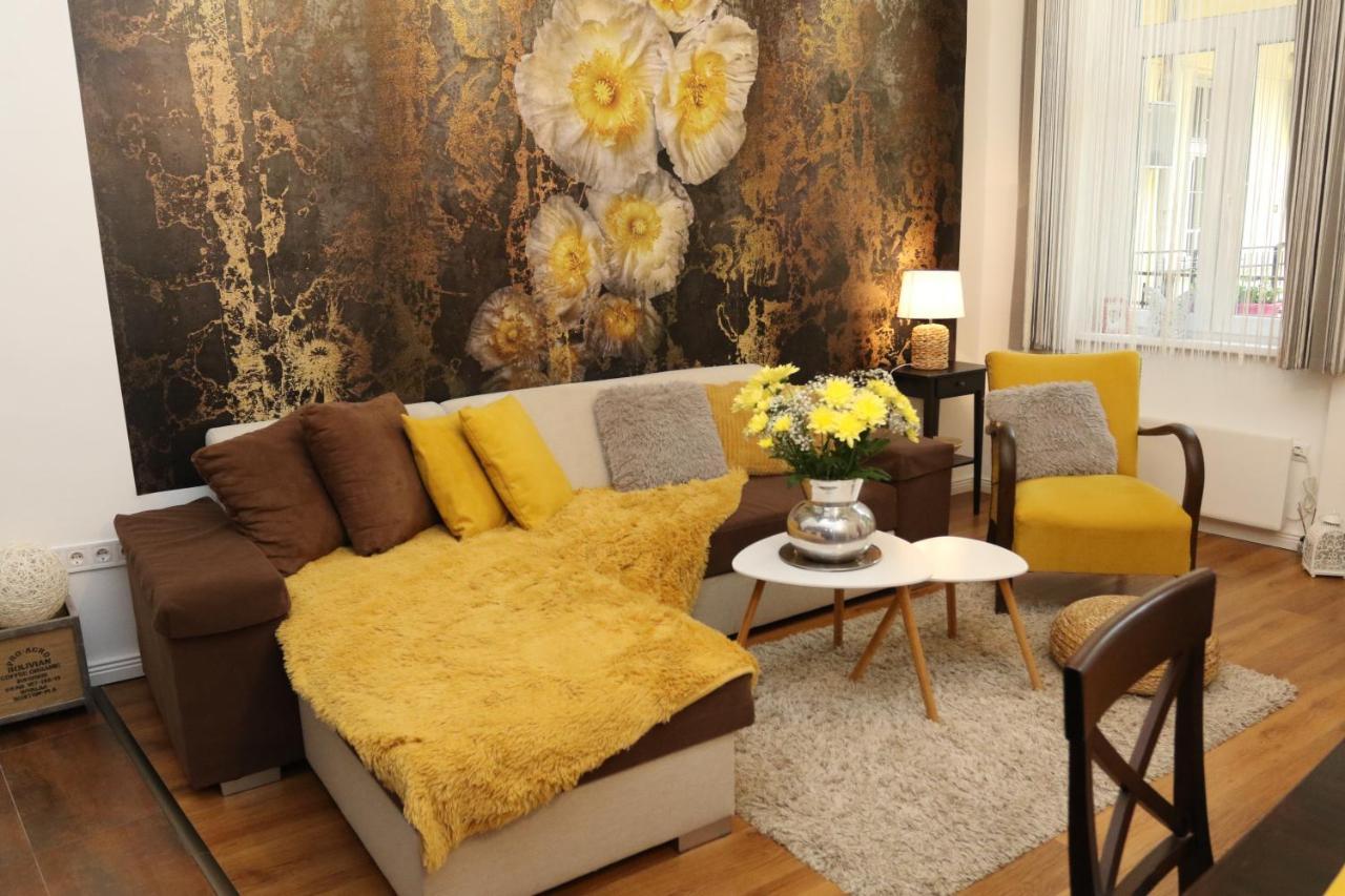 Hedi Apartman Мишкольц Экстерьер фото